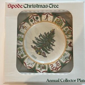 Spode Christmas Tree Annual Collector Plate 2001
